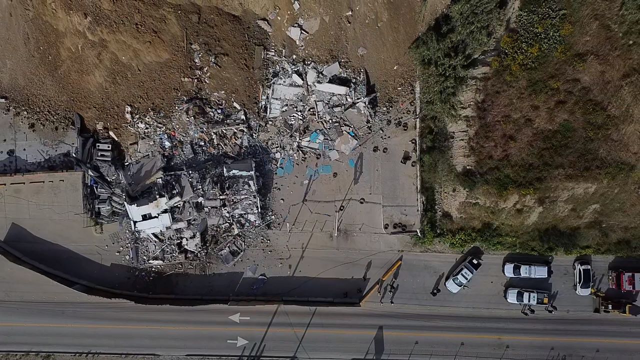 Cae segundo edificio del Fraccionamiento La Sierra - Yolanda Caballero
